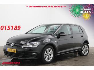 Damaged car Volkswagen Golf 1.0 TSI Comfortline Navi Clima Cruise Camera PDC AHK 74.205 km! 2017/1
