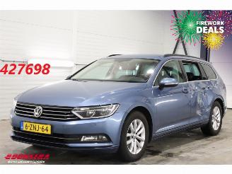 krockskadad bil auto Volkswagen Passat Variant 1.6 TDI Comfortline Clima Cruise SHZ PDC AHK 2015/2