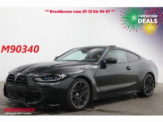 Vaurioauto  passenger cars BMW M4 Coupé Competition Schalensitze ACC Carbon HUD 360° H/K Memory 2023/4