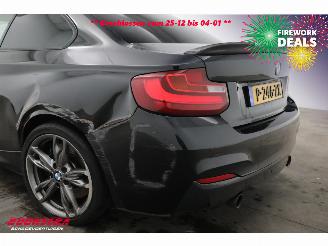 BMW 2-serie Coupé M240i Executive BiXenon Navi Clima Cruise SHZ PDC 147.428 km! picture 7