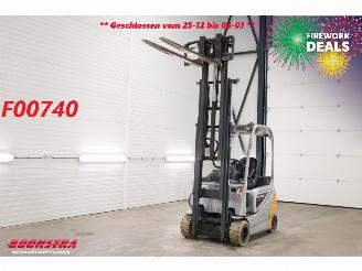 krockskadad bil machine Still  RX20-20P BY 2015 5.615 Uur 2015/2