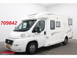 skadebil camper Rapido Vivaro 643F 2.3 MJ Luifel Solar Fietsendrager Dwarsbed 2010/3