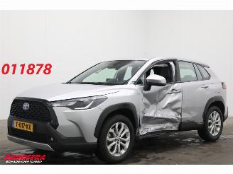 skadebil auto Toyota Corolla Cross 2.0 HP Hybrid Active LED ACC Navi Clima Camera LRHZ SHZ AHK 2023/3