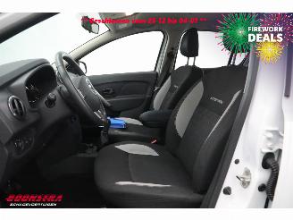 Dacia Sandero 0.9 TCe Bi-Fuel SL Stepway Navi Airco Cruise PDC AHK 127.312 km! picture 9
