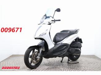 Piaggio Beverly 350 Beverly 350 Sport ABS LED picture 1