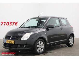 skadebil auto Suzuki Swift 1.3 Bandit Eerste Eigenaar! Airco LMV 149.355 km! 2010/9
