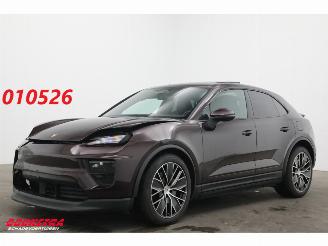 krockskadad bil auto Porsche Macan 4 100 kWh Sport Chrono PDLS+ PASM Pano Bose 360° AHK 2.175 km! 2025/11
