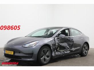 Damaged car Tesla Model 3 Standard RWD Plus 60 kWh Pano LED ACC Leder Camera 2020/12