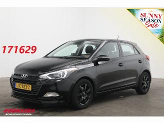 damaged passenger cars Hyundai I-20 1.0 T-GDI i-Motion 5-drs Airco Cruise 2016/7