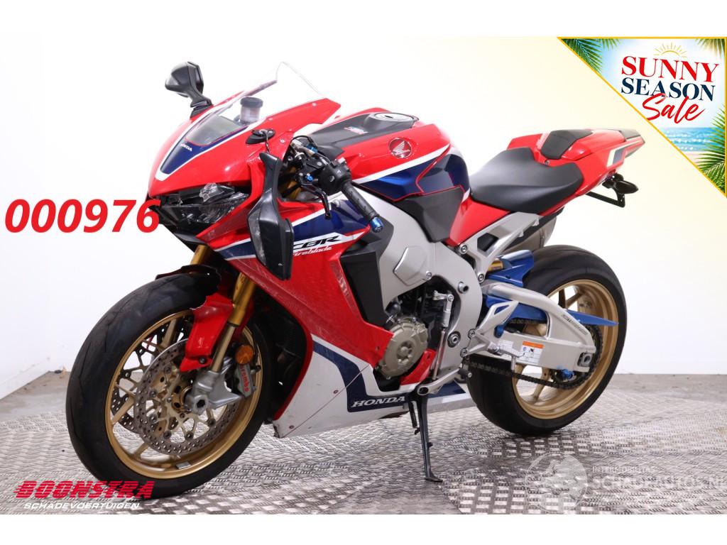 Honda CBR 1000 RR Fireblade ABS Akrapovic Lap timer 12.044 km!