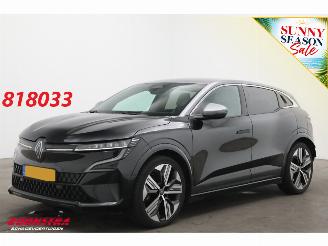 skadebil auto Renault Mégane E-Tech E-Tech EV60 Optimum Charge Iconic LED ACC Apple/Android Massage Camera SHZ 2022/12