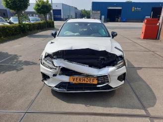 Dezmembrări autoturisme Volvo V-60 V60 II (ZW), Combi, 2018 2.0 T4 16V 2020/1