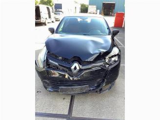 Salvage car Renault Clio Clio IV (5R), Hatchback 5-drs, 2012 / 2021 1.5 Energy dCi 90 FAP 2015/4
