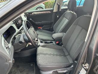 Volkswagen T-Roc  picture 16