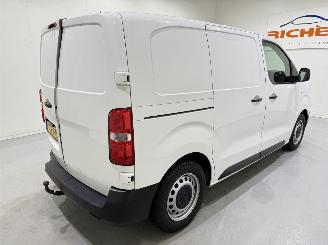 Toyota Proace Compact 1.5 D-4D Cool Comfort picture 12