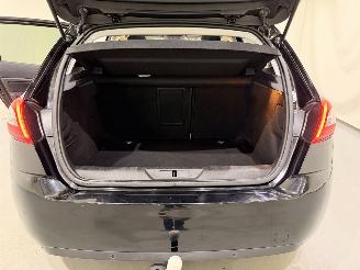 Peugeot 308 HB 1.2 Blue Lease Exe. Pano picture 36