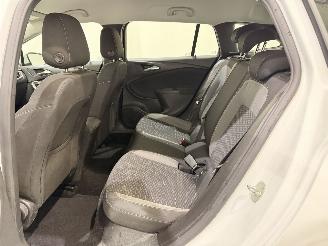 Opel Astra SPORTS TOURER 1.2 Edition Clima/Navi picture 41