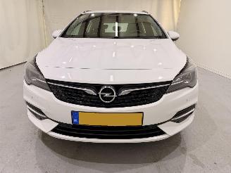 Opel Astra SPORTS TOURER 1.2 Edition Clima/Navi picture 2