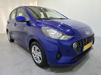 krockskadad bil auto Hyundai I-10 1.0 Comfort Smart Navi AC Bjr.2023 2023/5