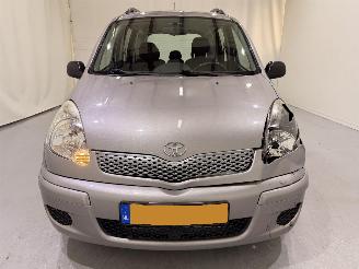 Toyota Yaris-verso 1.5 VVT-i Terra picture 2