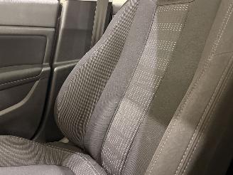 Peugeot 308 SW 1.6 Blue HDI 120 Executive picture 40