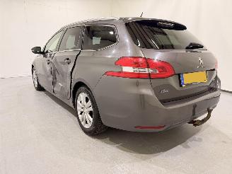 Peugeot 308 SW 1.6 Blue HDI 120 Executive picture 4