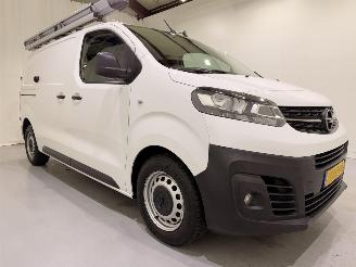 krockskadad bil bedrijf Opel Vivaro 1.5 CDTI L2 Edition Airco 2021/4
