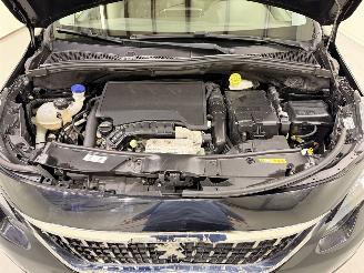 Peugeot 2008 1.2 GT-Line Automaat Navi/Clima picture 42