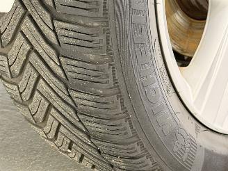 Volkswagen Golf VII HB 1.2 TSI Airco picture 23