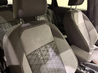 Volkswagen Taigo 1.0 TSI R Line Business Black Aut7 Pano picture 14