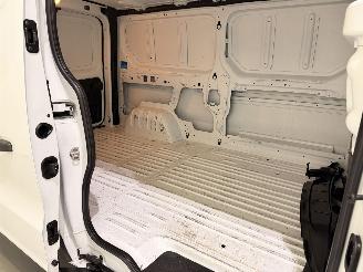 Renault Trafic 2.0 Blue dCi 150 Comfort Automatic picture 32