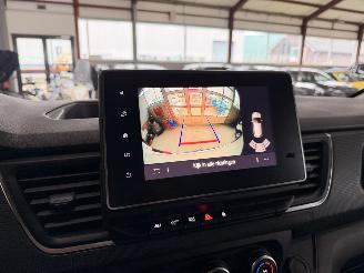 Renault Trafic 2.0 Blue dCi 150 Comfort Automatic picture 23