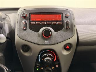 Peugeot 108 HB 1.0 e-VTi Active Airco picture 30