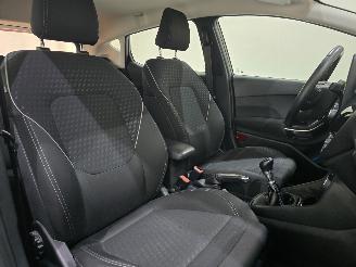 Ford Fiesta 1.0 Ecoboost Titanium 5drs BJR.2017 picture 17