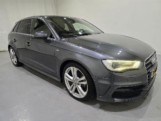 Vaurioauto  passenger cars Audi A3 Sportback 1.6 TDI Pro Line S aut 81kW 110PK 1598ccm 2014/7