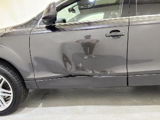 Audi Q7 4.2 FSI QUATTRO 5+2 Design picture 12