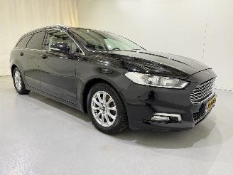 Voiture accidenté Ford Mondeo Wagon 2.0 TDCi Titanium Lease Ed. 2016/6