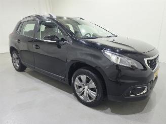 Unfallwagen Peugeot 2008 1.2 PureTech Blue Lion 81Kw Bjr.2017 2017/11