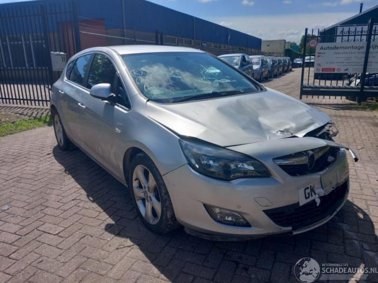 Opel Astra Astra J (PC6/PD6/PE6/PF6), Hatchback 5-drs, 2009 / 2015 2.0 CDTI 16V 165 Ecotec