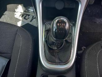 Opel Astra Astra J (PC6/PD6/PE6/PF6), Hatchback 5-drs, 2009 / 2015 2.0 CDTI 16V 165 Ecotec picture 16