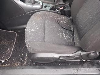 Opel Astra Astra J GTC (PD2/PF2), Hatchback 3-drs, 2011 / 2018 1.4 Turbo 16V ecoFLEX 140 picture 13