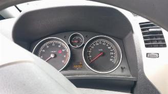 Opel Zafira Zafira (M75), MPV, 2005 / 2015 1.8 16V Ecotec picture 21