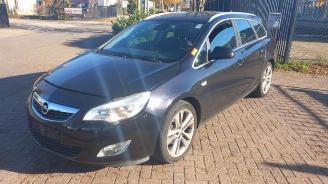 Opel Astra Astra J Sports Tourer (PD8/PE8/PF8), Combi, 2010 / 2015 1.4 Turbo 16V picture 3