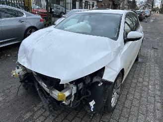 skadebil auto Peugeot 308 1.2 PureTech  5 Drs 2020/2