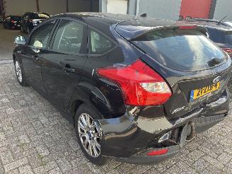 Ford Focus 1.6 TDCI   5 Drs picture 6
