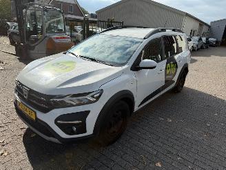 skadebil auto Dacia Jogger 1.0 Tce Comfort  7 Persoons ( lpg G3 ) 2022/6