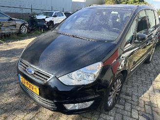 Voiture accidenté Ford Galaxy 2.0 SCTI  Titanium Automaat  ( 7 Persoons ) 2011/4