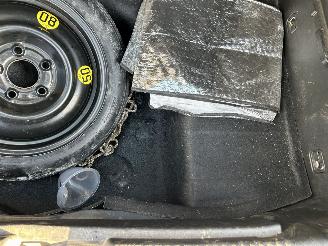 Kia Venga 1.6 CVVT  Plus Pack picture 8