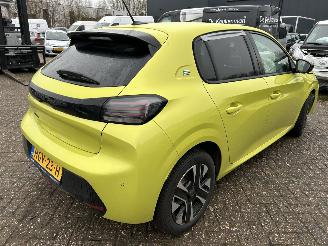 Peugeot e-208 EV Style   50 kWh  Automaat   ( Nieuw Prijs 37000,00 ) picture 5