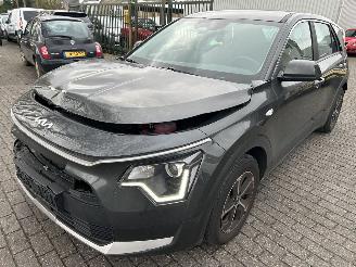 skadebil auto Kia Niro 1.6 GDI Hybrid Comfortline Automaat 2024/6